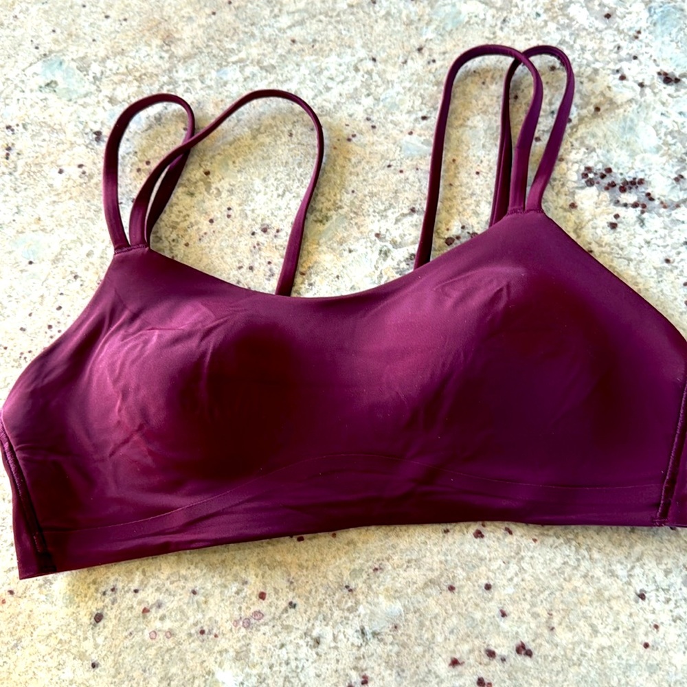 Lululemon padded sports bra